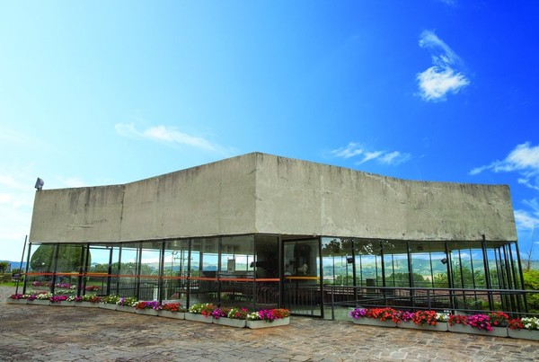 capela sao pedro palacio boa vista.jpg